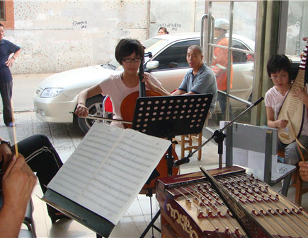 点击看详细资料