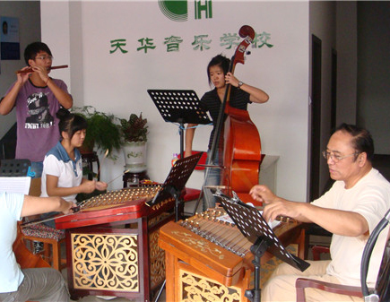 点击看详细资料