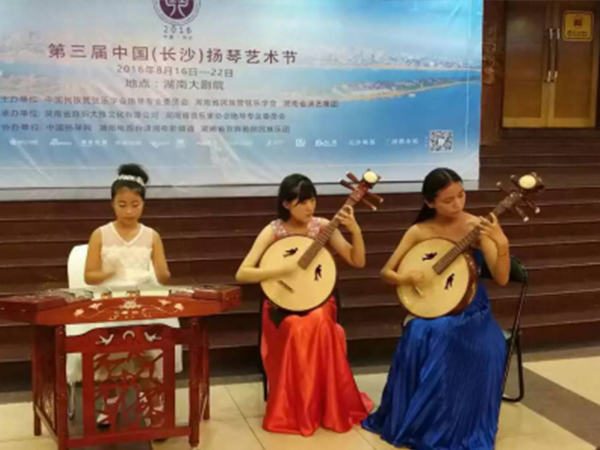 点击看详细资料