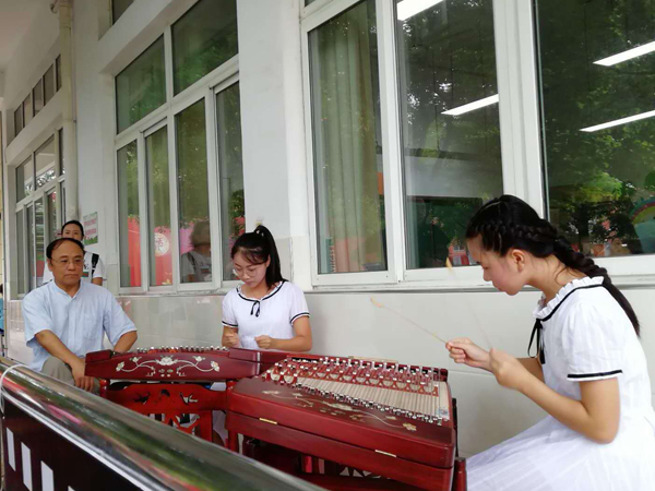 点击看详细资料